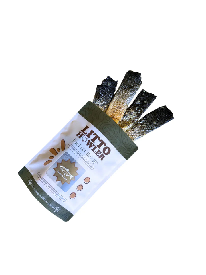 Freeze-Dried Salmon Skin Rolls | Litto Howler