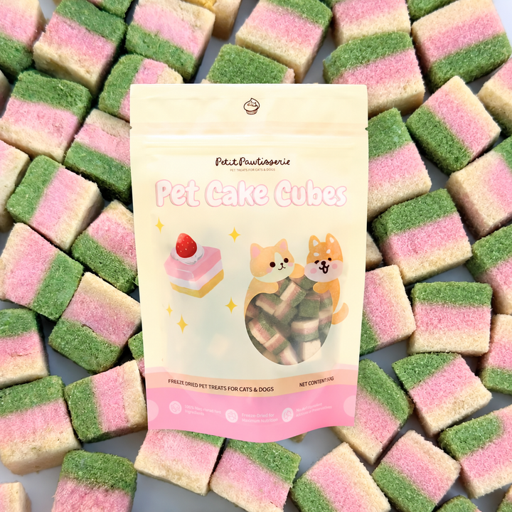 Freeze-Dried Chicken, Cat Grass & Cranberry Cake Cubes