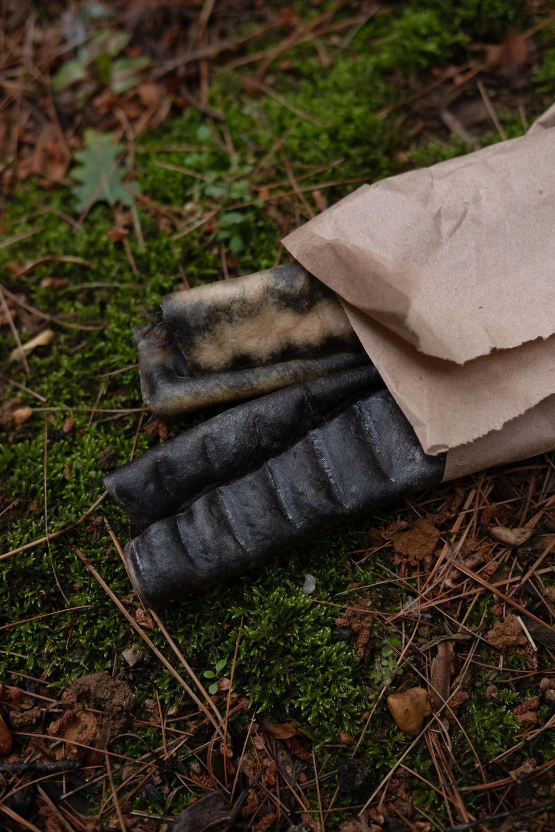 Grass-Fed Beef Hide Roll Chew Fur-On | Litto Howler