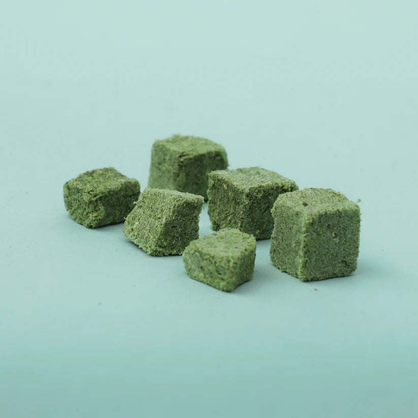 Freeze-Dried Cat Grass Cubes